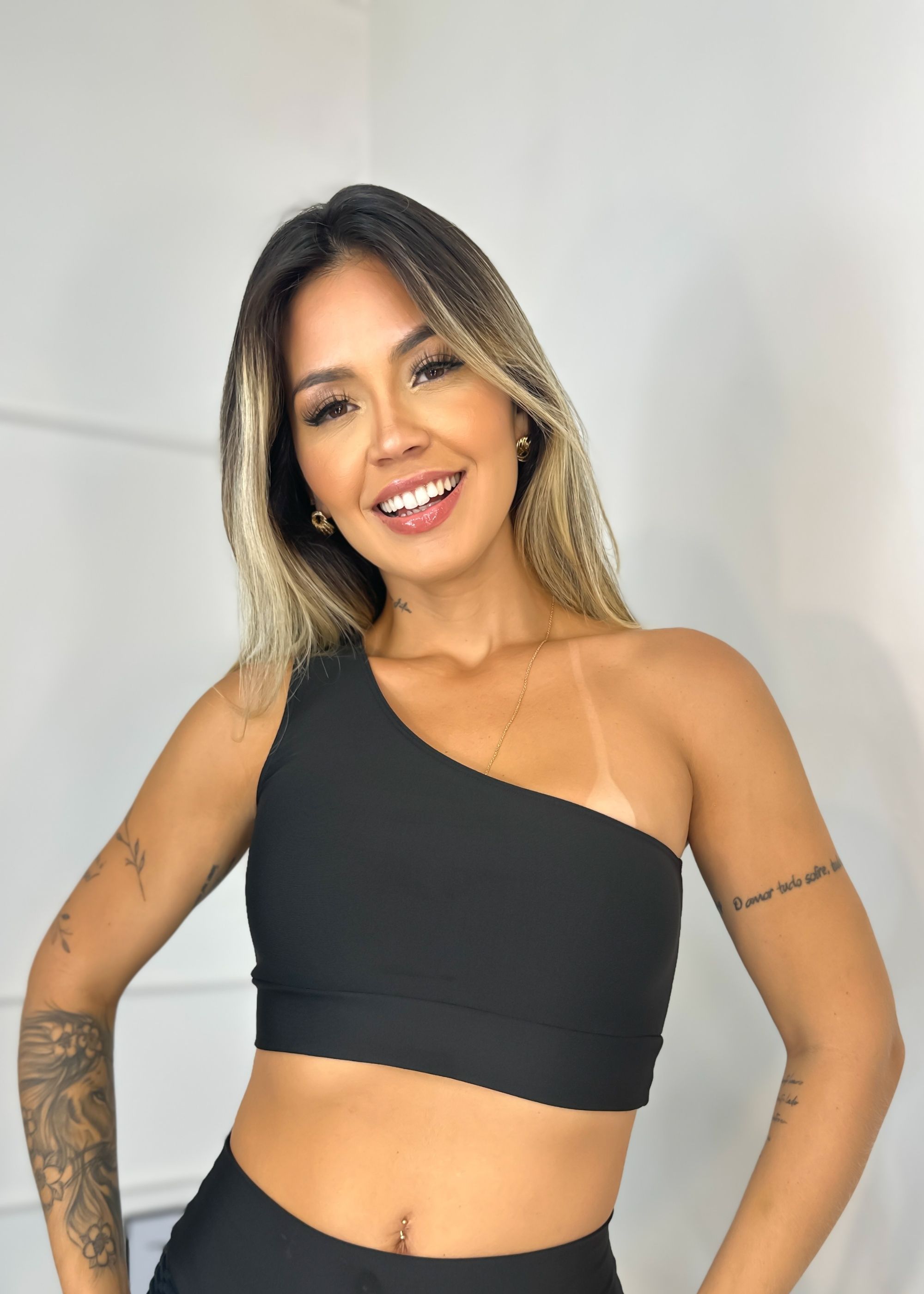 Top Cropped  Feminino Regata Um Ombro Só Suplex Preto