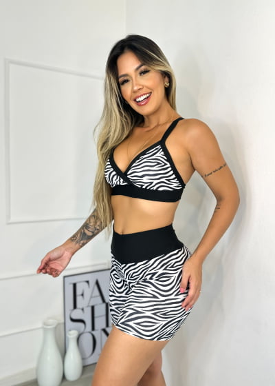 Conjunto Fitness Short e Top Cós Alto preto e branco