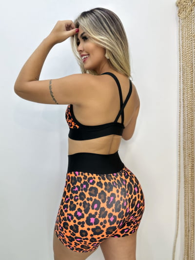 Conjunto Short e Top Fitness Academia Cós Alto Estampado